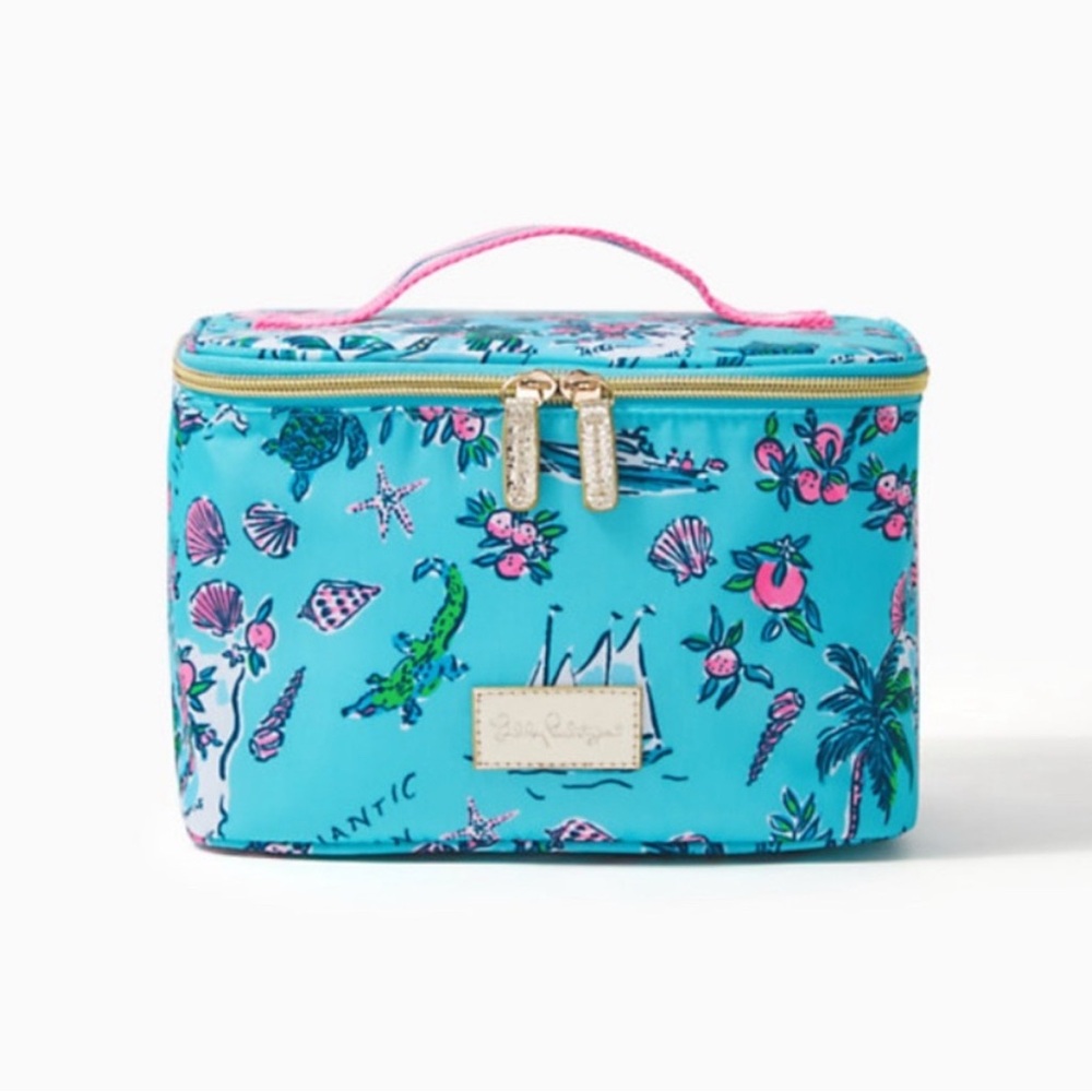 Lilly Pulitzer Cosmetic Case Bag Amalfi Blue Lilly's Roadtrip NWT